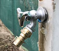 野球マウンド散水